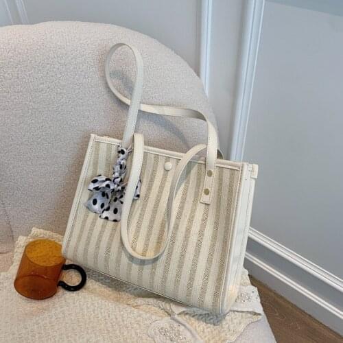 Luxury Designer Silk Scarf Chain Womens Shoulder Bags High Quality Large Capacity Ladies Crossbody Bag for Women Messenger 2021