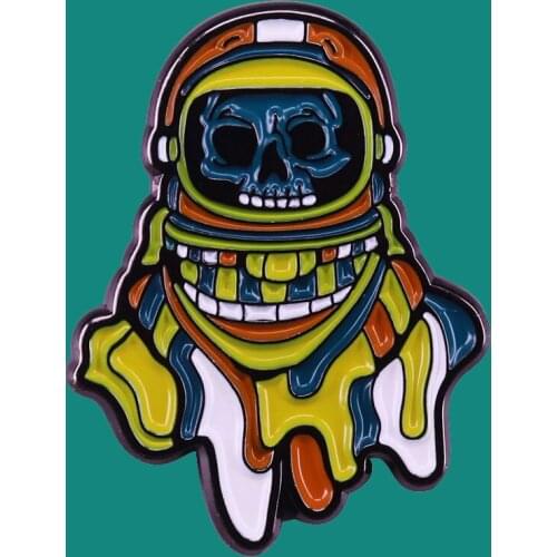 Creativity Spaceman Enamel Pins Brooch Collecting Alloy Lapel Badges Men Women Fashion Jewelry Gifts Adorn Backpack Collar Hat