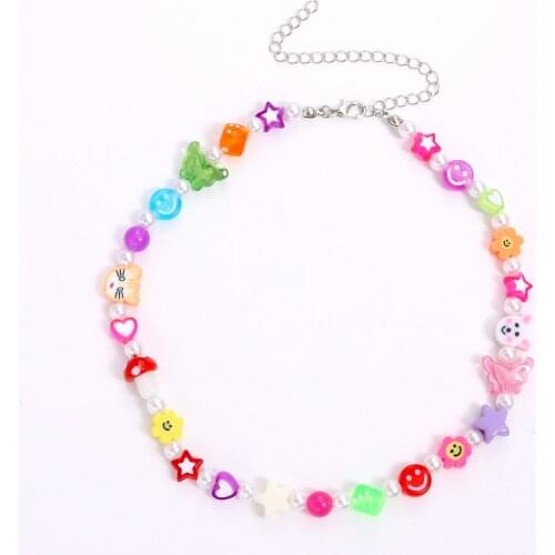 New Fashion Pearl Beaded Choker Necklace Cute Smiley Star Butterfly Charm Statement Short Necklace for Women Vacation Jewelry