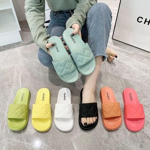 PVC Women Home Slippers Spring Summer New Style Casual Soft Sole Solid Color Beach Slippers Indoor Drag Fashion Women Shoes