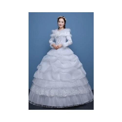 Freeship white snow queen feather collar Medieval dress Renaissance gown royal princess slash collar Victoria dress Belle Ball