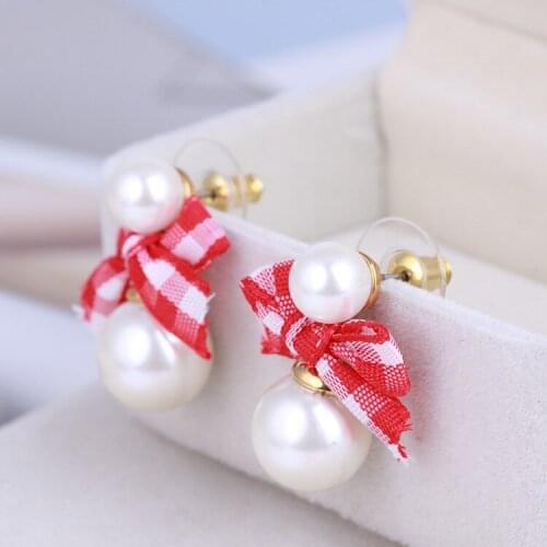 Fashion all-match earrings with bow size pearls