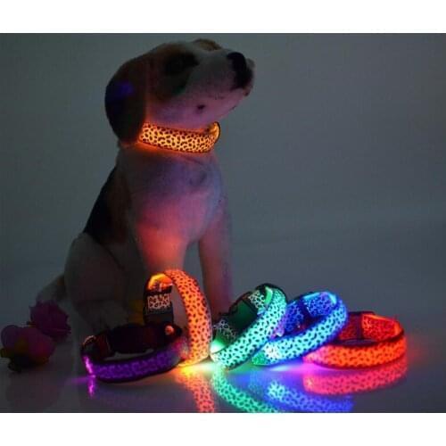 300PCS/LOT Leopard Print Led Glowing Dog Collar Luminous Collar Perro Led Nylon Bright Dog Collar For Cats Puppy Glowing Collars