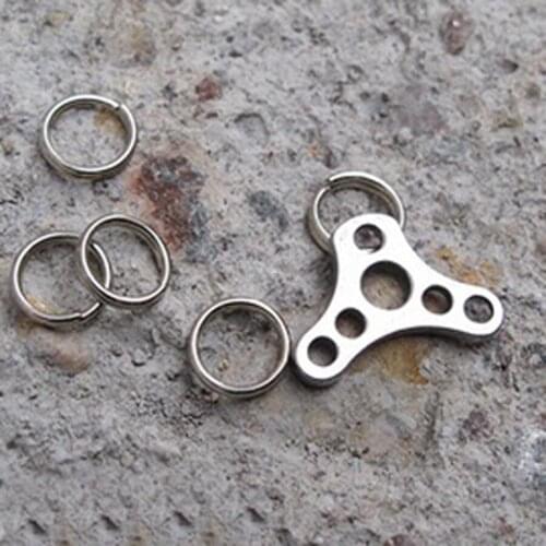 5pcs Outdoor Training Expand Hat Shape Button Keychain Hook EDC Tools Hanging Equipment Accessories Carabiner for camping FW050