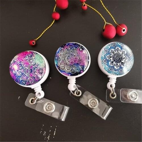 New Design 1 Piece High Quality Retractable Nurse Badge Reel Clip Fashion Bohemia Style Students IC ID Card Badge Holder