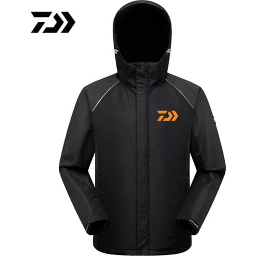 Daiwa Winter Mens Plush and Thickened Cotton Padded Jacket Outdoor Cold Resistant and Warm Mountaineering Fishing Jacket