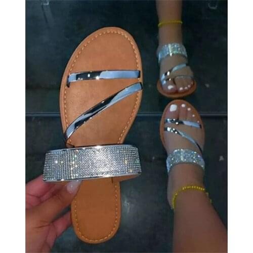 Refurmi Footwear