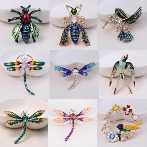 Dragonfly Bee Insect Bird Drop Oil Brooch Metal Rhinestone Brooch Banquet Decoration Brooch Wedding Bouquet Jewelry Accessories