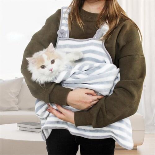 Cat Holder Carrier Apron Coral Velvet Pet Sleeping Chest Apron with Pocket for Holding Puppy Kitten Anti-stick Hair Hug Bag Beds