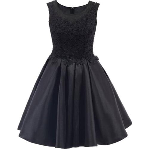 Simple Black Homecoming Dresses O-Neck Sleeveless Lace Appliques Prom Gowns Satin A-line Short Party Dresses Graduation Gowns