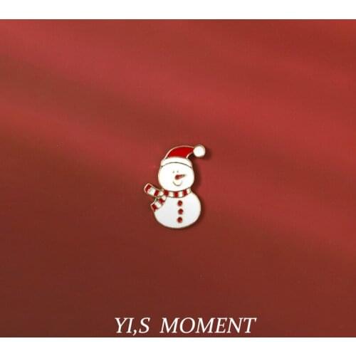 Snowman Pins and Brooches for Women Men Lapel Pin Backpack Bags Hat Badge