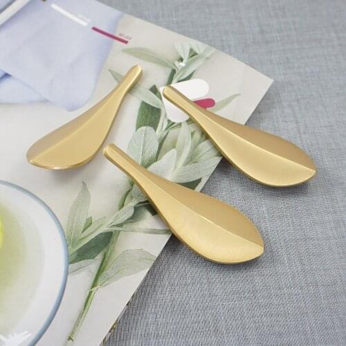 Leaf shape Furniture Knobs Handles Brass Kitchen Door Knob Drawer Pulls Gold Kitchen Cabinet Knobs Handle Furniture Hardware