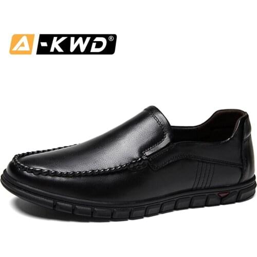 Genuine Leather Dress Shoes Men 2020 Mens Designer Shoes Loafers Moccasins hombre Breathable Slip on Black Casual Driving Shoes