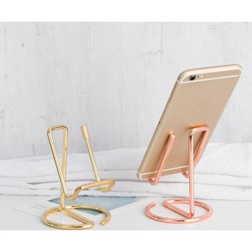 Display Stand Nordic Wrought Iron Mobile Phone Tablet Desktop Reading Organizer Storage Rack Decorative Office Desk Accessories