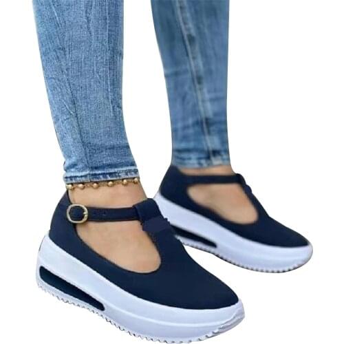 2021 New Retro Round Head Shoes For Women Spring Ladies Fashion Buckle Design Shoes Low Upper Wedge Heel Shoes Chaussure Femme