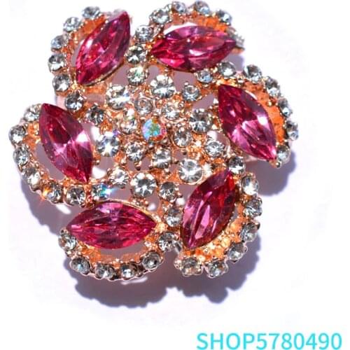 Elegant Floral Brooches for Women Crystal Breast Pin Rhinestone Brooch Rose Color Ladies Bridal Dress Accessory Delicate Jewelry