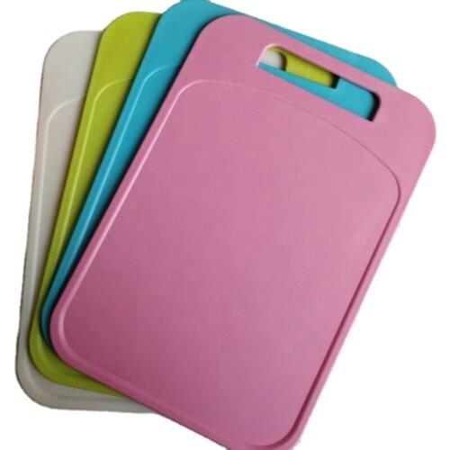 Non-Slip BPA Free Kitchen Cutting Board Plastic Dishwasher Safe And Easy Grip