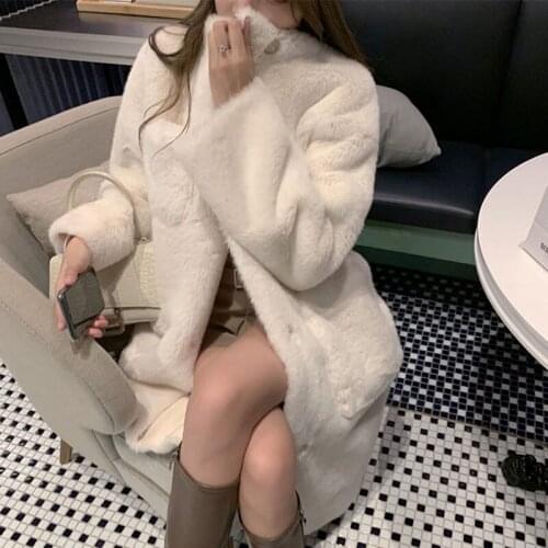 Winter Jacket Womens Warm Fur Coats Long High Grade Elegant Loose Thick Fur Lamb Fur Coats for women