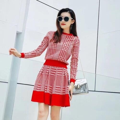 Autumn New Womens Knit Sweater 2 Piece Set Fashion Long Sleeve Dot Sexy O-Neck Top + High Waist A-line Skirt Suit Knitted Suit