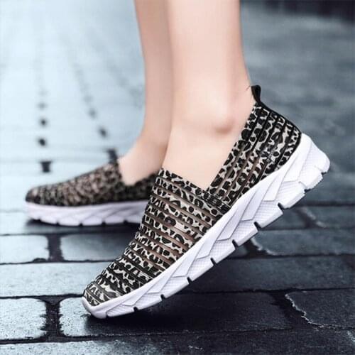 Womens Casual Flats Shoes Walking Sneakers for Women Glitter Mesh Breathable Ladies Woman Slip on Female Vulcanized Shoes New