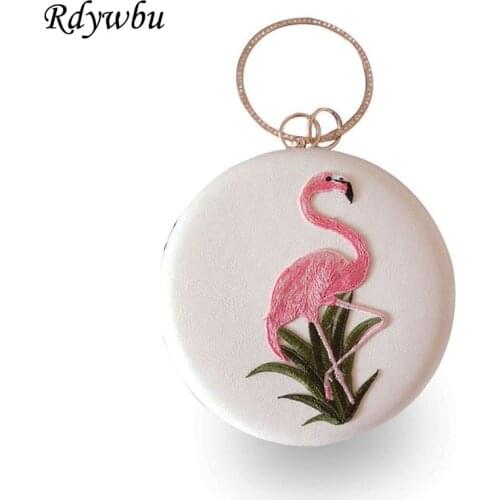 Rdywbu Luxury Round Flamingo Embroidery Evening Bag Circular Chain Clutches Wedding Party Metal Ring Handbag Banquet Purse B540