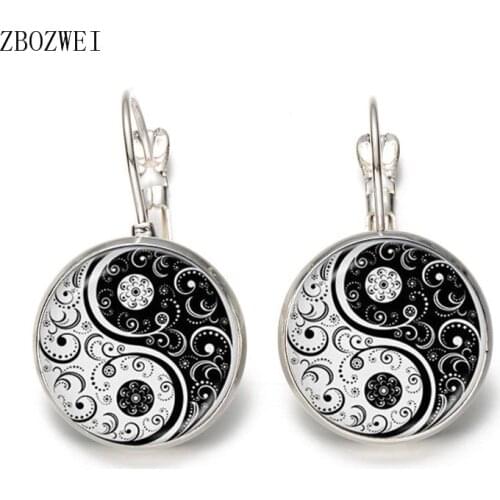 Heat! Top Selling Glass Convex Earrings White and Black Yin Yang Art Picture Ear Studs 2018 New Jewelry Jewelry Silver/Bronze