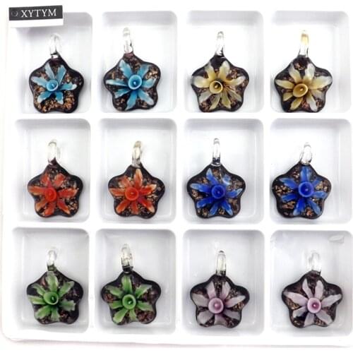 New Arrival Star Shape Flower Inside Glass Pendants Black Gold Tone Background 3D Flower Necklace Pendant Jewelry