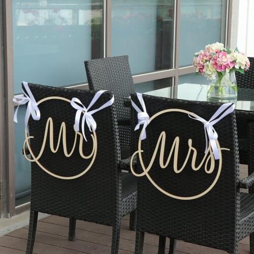 2pcs Mr Mrs Wedding Wood Chair Sign Hollow Round Chair Flag Wedding Party Decoration