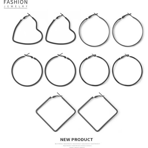 Fashion Simple Trend Black Hollow Geometry Love Big Circle Earrings For Women Vintage Exaggerated Metal Stud Jewelry Wholesale