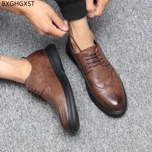 Brown Patent Leather Shoes Men Formal Casual Business Shoes Men Black Brogues Man Elegant Shoes for Men Office 2021 Chaussure