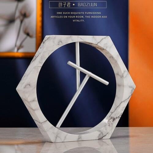 Newtons Pendulum Iron Man Chaotic Pendulum Permanent Machine Pendulum High Grade Creative Business Gift home Anti Gravity Model