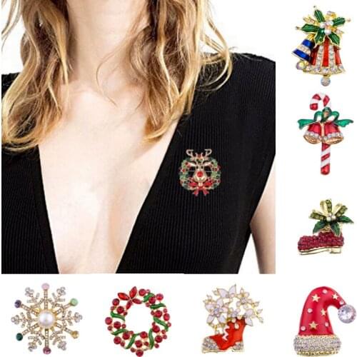 Fashion Christmas Brooches Santa Claus Hat Gloves Bells Socks Snowfake Rhinestone Suit Metal Pins Badges Brooch New Year Gifts
