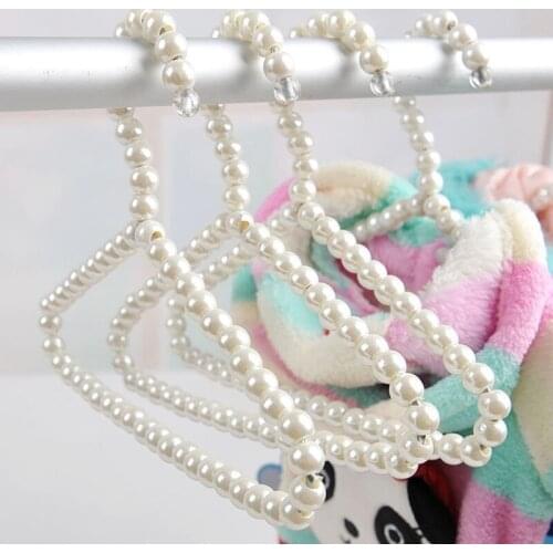 Pet Coat Hanger Cat And Dog Clothing Fashion Coat Support Pearl Coat Hanger With Bow Plastic Coat Hanger Childrens Coat Hanger