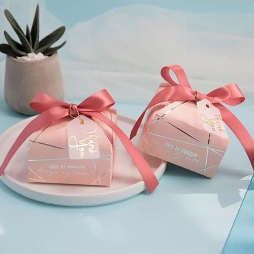 50pcs Bread box shaped Pink sky Blue red Striped Candy Boxes dessert cake gift box Wedding Favors Party decorations gift box