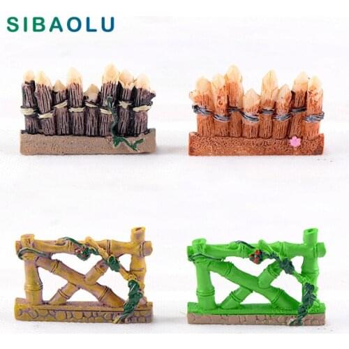 Bamboo Wooden Fence Miniature Figurine DIY House Accessories Doll building home Decoration Simulation plastic Play house toys