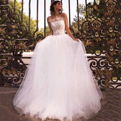 Eightree Vestidos de Noiva New Design White Wedding Dress 2021 Lace Feathers Plus Size Bride Dresses Gowns Corset Back Princess