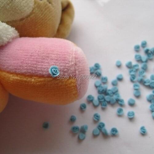 CF5-10 30pcs Cute Ceramic Small Blue Flower Shape Nail Art Decoration Outlooking