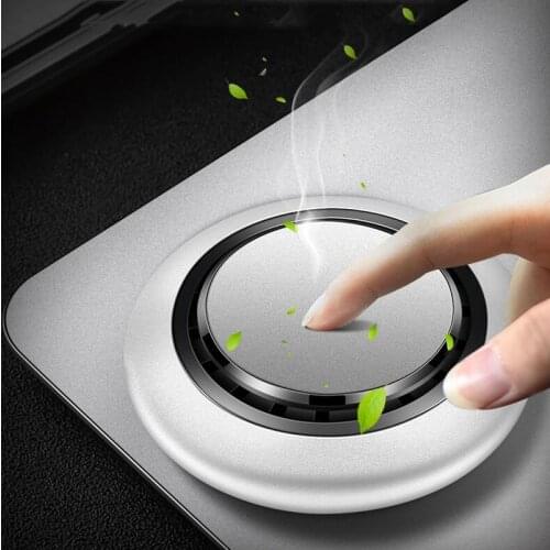 Creative new UFO car aromatherapy UFO pressing control incense metal solid ointment instrument cover decoration