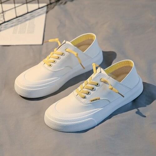 Hot Sale Leather Sneakers Women Flat Shoes Female Loafers Ladies Slip-On Slippers Soft Comfort Spring Autumn Casual Walking Shoe