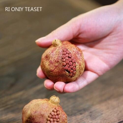 Boutique Yixing Purple Clay Tea pet Ornaments Pomegranate Model Figurine Simulation Fruit Sculpture Craft Chinese Tea Set Decors