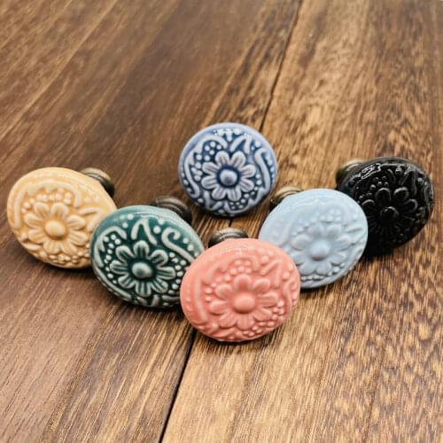 1Pcs Relief Design Ceramic Cabinet Knobs 34mm Round Shape Drawer Kitchen Cabinets Dresser Cupboard Wardrobe Pulls Handles