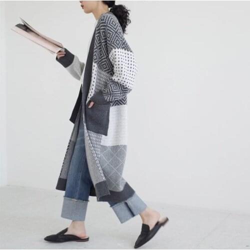 Long Cardigan Women 2020 Winter Korean Style Vintage Geometric Patchwork Casual Overisize Long Sleeve Knitted Sweater Coat T523