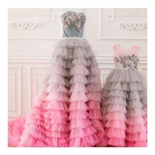 Colorful Mother And Me Tulle Dresses Ball Gown Ruffles Pleated Long Length 3D Lace Beaded Mom And Duaghter Gown