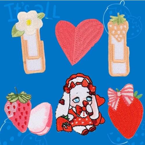 Love strawberry DIY Patches Embroidery Applique Clothes Ironing Sewing Supplies Decorative Badges Leaf Strawberry