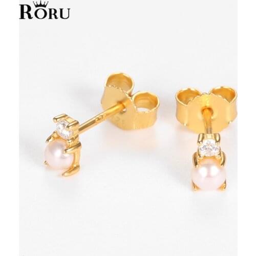 925 Silver Mini Earrings Round Shell Pearl Stud Earrings with Zircon Classic Retro Ball Earrings for Women Girls Eelgant Jewelry