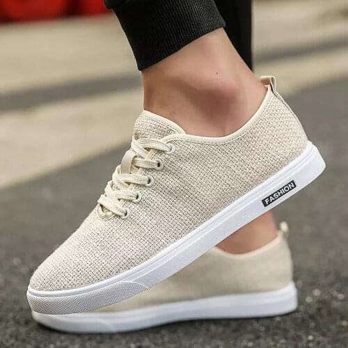2020 Mens White Casual Shoes Summer Rubber Bottom Vulcanized Tennis Sneakers Fashion Walking Shoes Wholesale Free Shipping