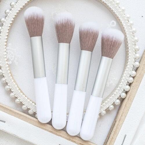 M8027A Blush Blush Brush, High Gloss Brush Powder Powder Brush Honey Brush, Gift Makeup Brush Single Spot