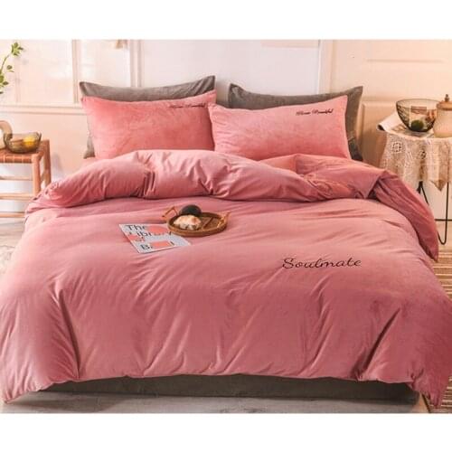 SumParvenu Bedspreads