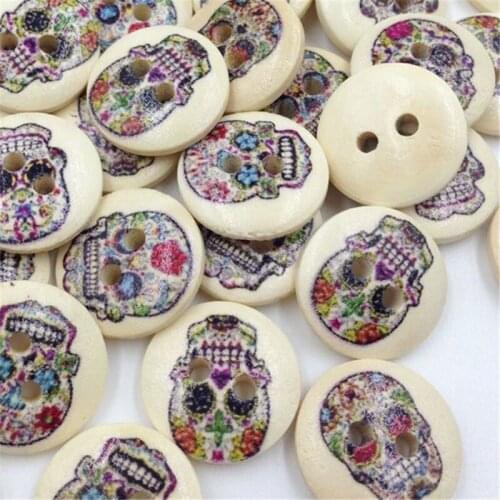 50pcs Skull Head Wood Buttons 15mm Sewing Craft Mix Lots WB273