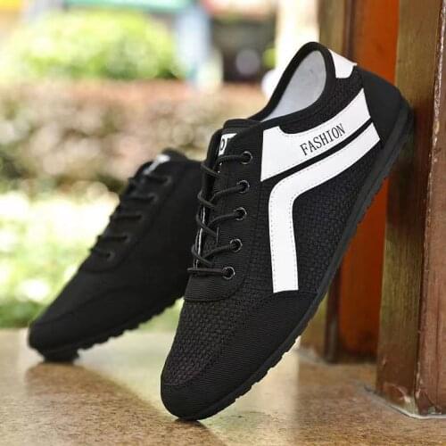 2021 Sports Shoes Spring Mens Fashion Mesh Casual Shoes Adult Moccasin Mens Driving Shoes Lightweight And Breathable Loafers